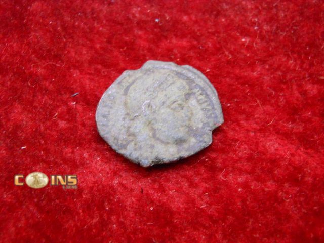 Lot 36-086578 - Valentinian I...364-375AD...AE Follis...Reverse...Emperor Dragging Captive.