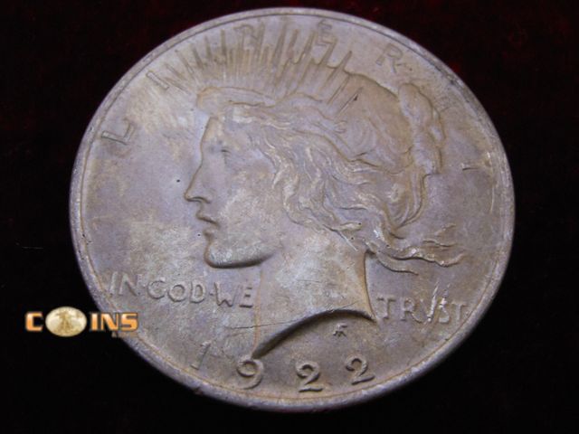 Lot 36-487310 - 1922 Silver Peace Dollar.