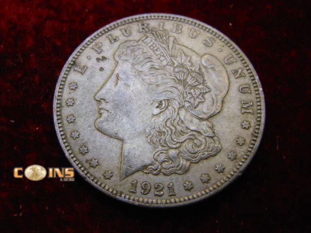 Lot 36-087155 - 1921 Morgan Silver Dollar.