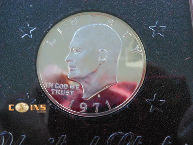 Lot 36-487969 - 1971 Silver Proof Eisenhower Dollar in Brown Box.