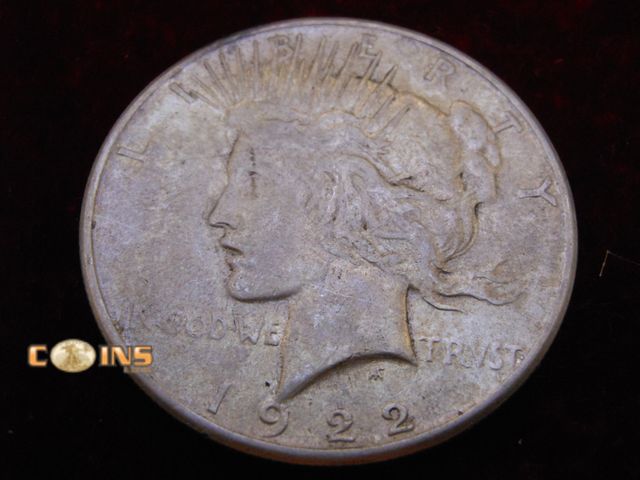 Lot 36-487322 - 1922-S Silver Peace Dollar.