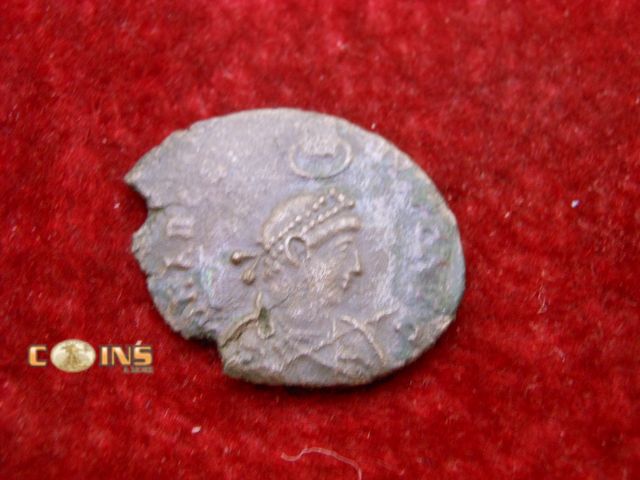 Lot 36-238280 - Arcadius-395-408 AD..HAND OF GOD on HEAD of Emperor...AVF....Huge 23mm..Look!
