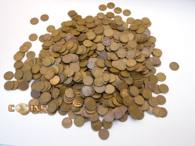 Lot 36-487782 - Large Lot of Lincoln Wheat Cents, Many Teens and Twenties Visible.  See All Pictures. Total Weight 6...