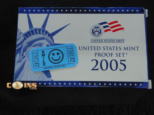 Lot 36-238142 - 2005 US Mint Proof Set.