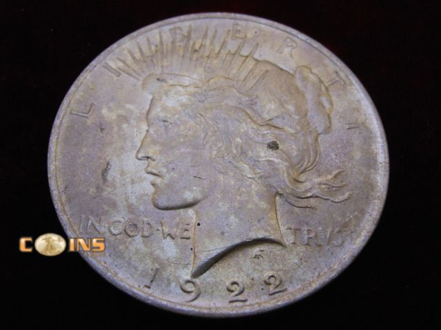 Lot 36-487317 - 1922 Silver Peace Dollar.