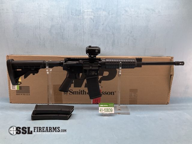 Lot 41-10839 - Smith &amp; Wesson M&amp;P15 Sport II 5.56 NATO Semi-Auto Rifle W/Crimson Trace Red Dot