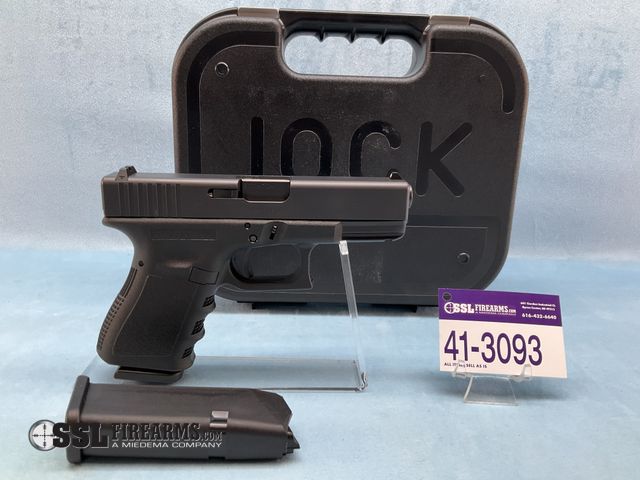 Lot 41-3093 - Glock 19 Gen 3 9MM Semi-Auto Pistol