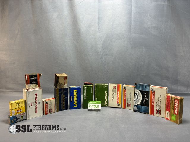 Lot 41-11980 - Mixed lot of (570) rounds. (150) rounds of .22LR (UMCC, Western Super X, Aguilla). (120) rounds of 4...