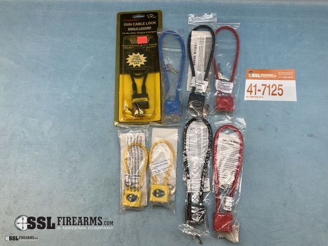 Lot 41-7125 - Lot of (8) Cable Locks
