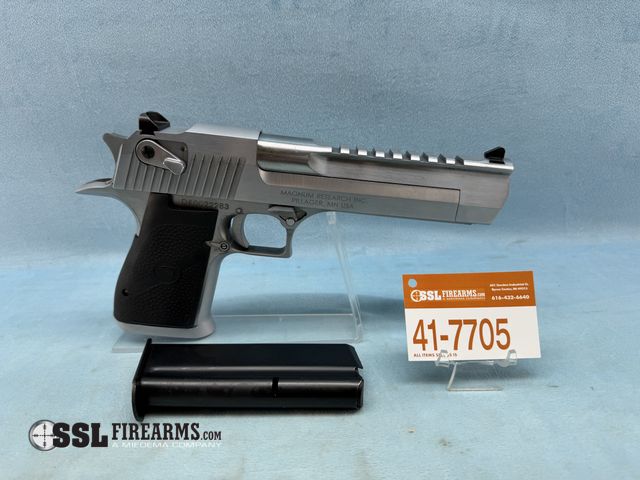 Lot 41-7705 - Magnum Research Desert Eagle .50AE Semi-Auto Pistol