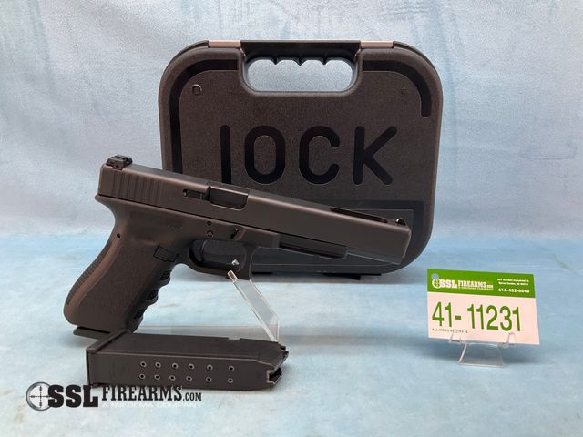 Lot 41-11231 - Glock G24 .40 S&amp;W Semi-Auto Pistol