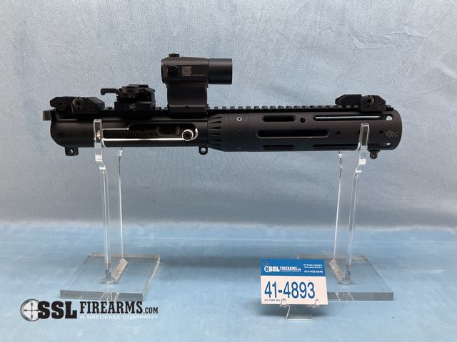 Lot 41-4893 - Lot of (1) Complete Side Charging AR15 Upper W/9.5" Barrel &amp; Holosun HS403A Red Dot