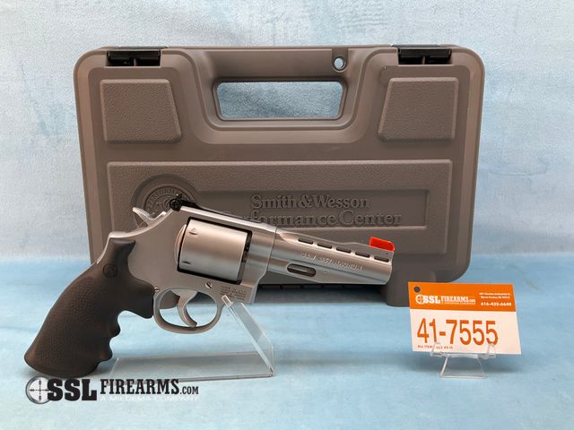 Lot 41-7555 - New Smith &amp; Wesson 686-6 Performance Center .357 MAG DA/SA Revolver
