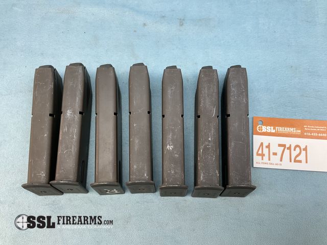 Lot 41-7121 - Lot of (7) 15 RND 9mm Magazines for Beretta 92FS
