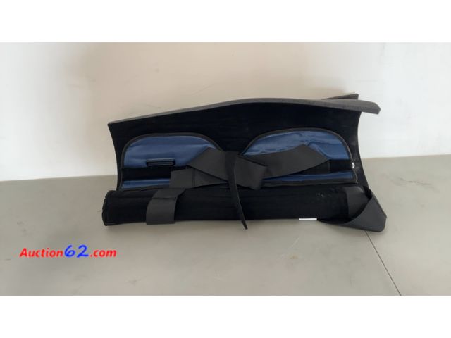 Lot 44-4016f - Leg Brace Support Not Tested See All Photo's E-Commerce Return, A basic inspection has been given to this item. Sold AS-IS. Dirty