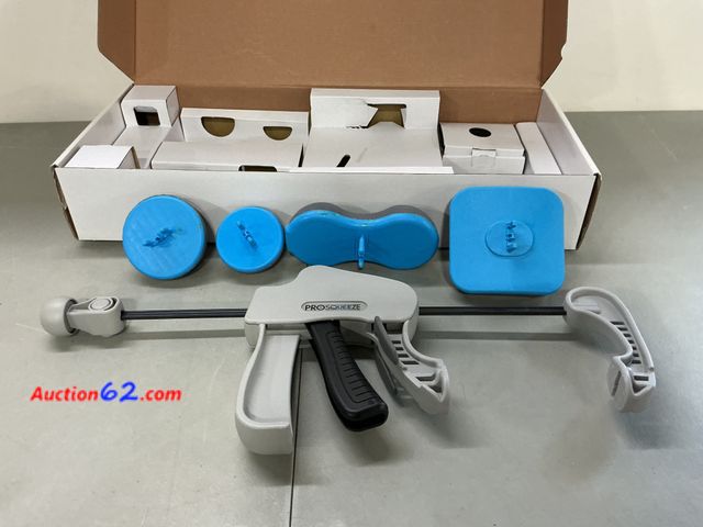 Lot 44-1609b - PROSQUEEZE Deep Tissue Massager | Arm Massager, Hand Massager, Leg Massager, Calf Massager, Forearm Massager | Trigger Point Massager and Fo...
