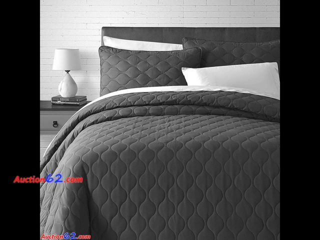 Lot 44-2058m - Retail $80 -  King/Cali King Pearl Coverlet 3 piece set. Grey Appears New, A basic inspection has been given to this item. Sold AS-IS. See A...
