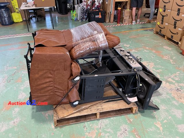 Lot 44-560m - Salvage Pallet E-Commerce Return, A basic inspection has been given to this item. Sold AS-IS. See All Photo's Not Tested Dented For parts or...