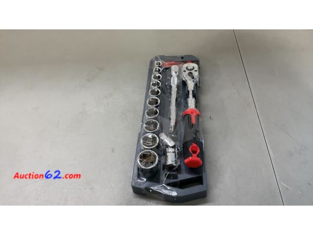 Lot 44-1603e - 13 Piece 3/8" Dr. Ratchet Socket Set Appears New, A basic inspection has been given to this item. Sold AS-IS. Not Tested See All Photo's