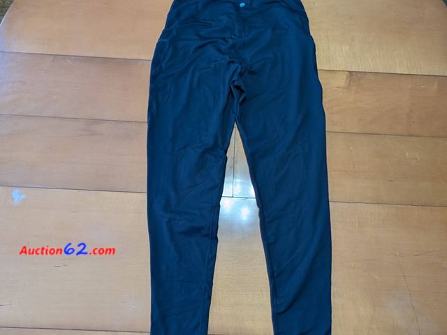 Lot 44-3021g - Size XXL - Black 87% Polyester/13% Elastane - Zipper side pockets - Appears New - See Pictures