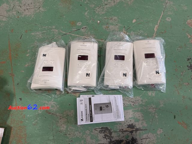 Lot 44-549p - Retail value $171- Firex Plug-in Carbon Monoxide Detector, 9V Battery Backup, Digital Display- 4 pack Appears New, A basic inspection has be...