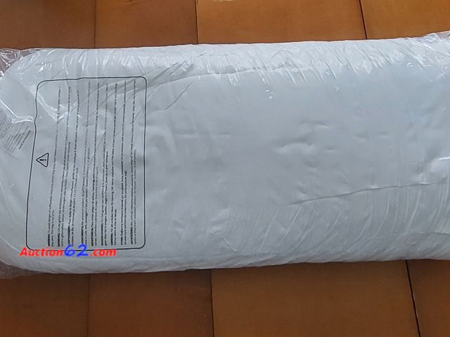Lot 44-3135b - Utopia Bedding - 20"x36" OEKO TEX Pillow - New in Sealed Package - See Pictures 1. Appears New, A basic inspection has been given to this it...