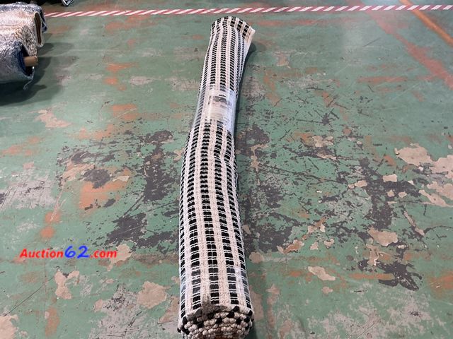 Lot 44-1330m - Threshold Color Block Area Rug 7x10 Not Tested See All Photo's E-Commerce Return, A basic inspection has been given to this item. Sold AS-IS...