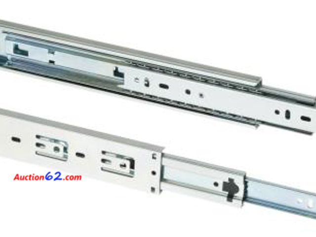Lot 44-1598b - Shop Fox D3033 24" Full Ext Drawer Slide 100 lb. Capacity Side Mount - Pair - • 24" long • 1/2" wide • 1-3/4" tall • Full extension • Set of...