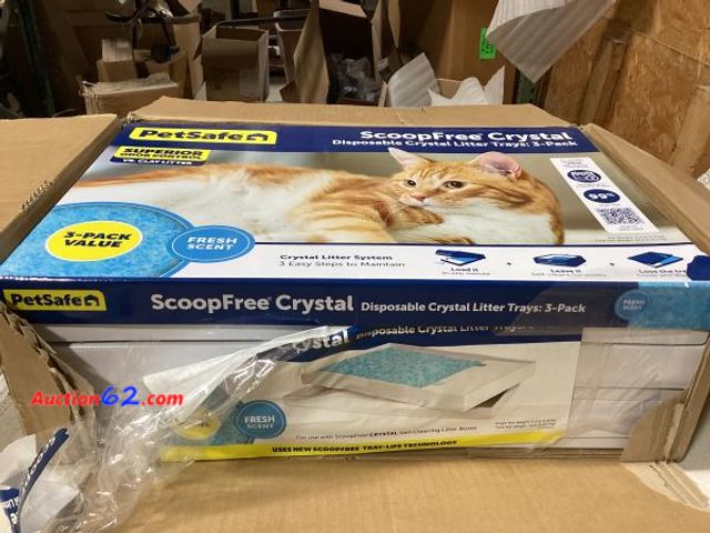 Lot 44-181b - PetSafe ScoopFree Crystal Disposable Cat Litter Trays  Fresh Scent  Silica Crystals  3-Pack  Blue- Has Been Opened  - 2. Ecommerce Return, A...