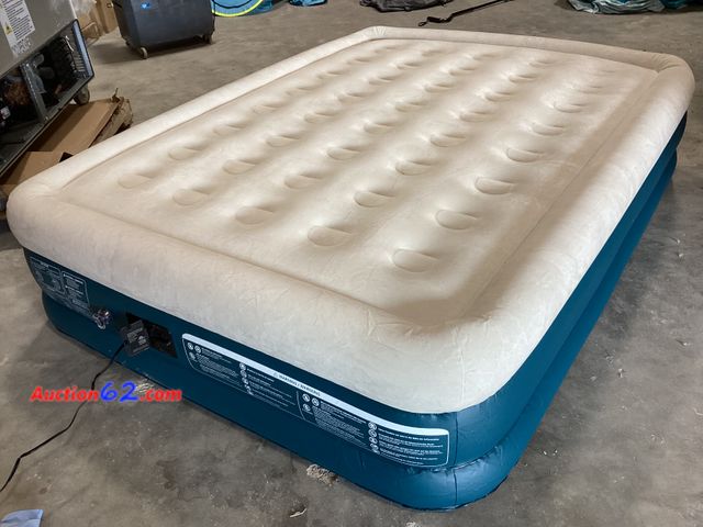 Lot 44-189g - Air Mattress Tested & Working