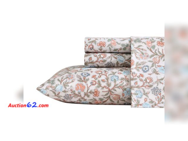 Lot 44-359M - Wrangler - Full Size Sheet Set with Fitted Sheet &amp; Pillowcases See All Photo's Appears New, A basic inspection has been given to this it...