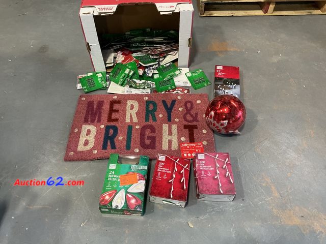 Lot 44-1667 - Calloway Mills Christmas Decorations Lot - Merry &amp; Bright Mat, Lights, Ornaments Not Tested See All Photo's E-Commerce Return, A basic i...