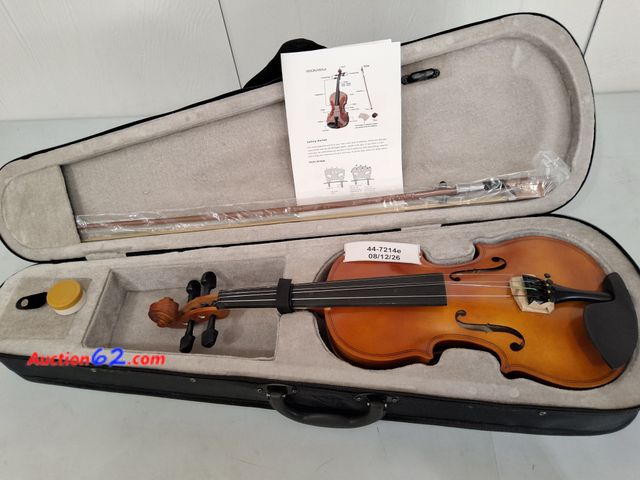 Lot 44-7214e - ¾ violin for beginners full-size string instrument with spruce top and maple back, includes bow rosin bridge and carry case Appears New, A b...