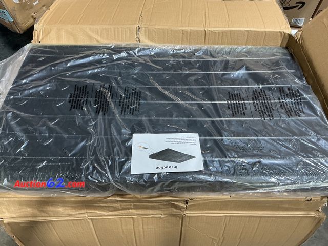 Lot 44-210a - Heavy Duty Rubber Car Ramp Set See All Photo's Appears New, A basic inspection has been given to this item. Sold AS-IS.