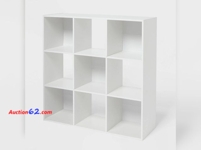 Lot 44-503j - 11" 9 Cube Book Shelf White - Brightroom™ See All Photo's Not Tested Appears New, A basic inspection has been given to this item. Sold AS-IS...