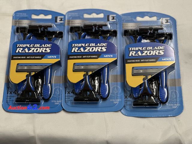 Lot 44-6104o - 3 packs of 4 men’s disposable triple blade razors. NEW. See All Photo's Not Tested Never opened, Factory Sealed