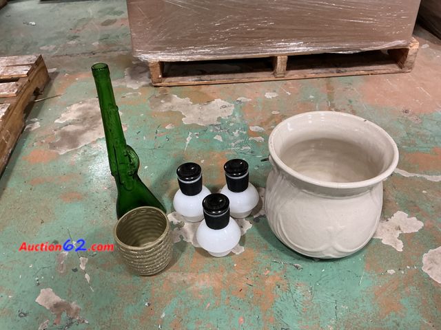 Lot 44-777b - Mix lot of Miscellaneous items See All Photo's Not Tested