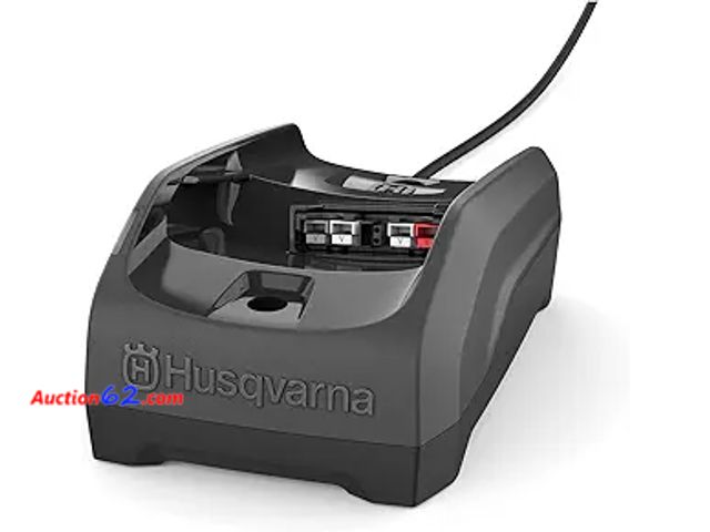 Lot 44-5435p - Husqvarna 40-C80 Battery Charger. Works as a 40 Volt battery charger ideal for charging Husqvarna BLi20 and BLi30 batteries, 80 watt charger...