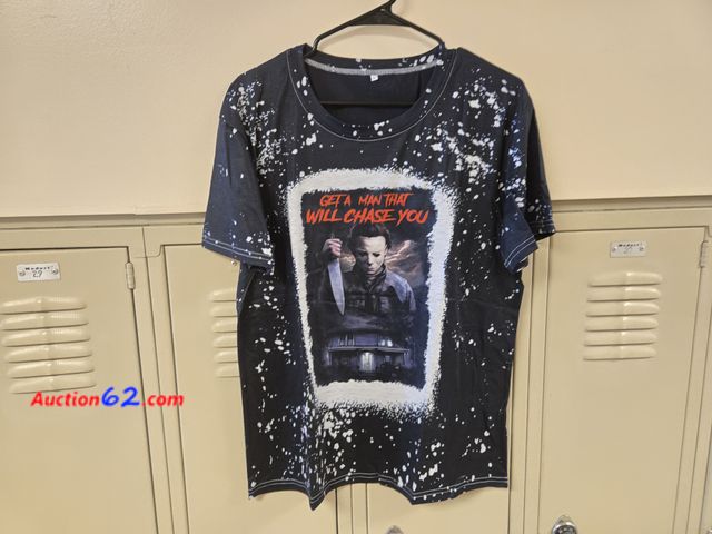 Lot 44-6685p - Size Large Michael Myers Tshirt Appears New, A basic inspection has been given to this item. Sold AS-IS.