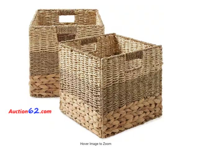 Lot 44-1575w - Casa Field 13" Foldable Basket Set, Mixed Weaving-Natural, Model C7519-NAT Not Tested See All Photo's Appears New, A basic inspection has be...
