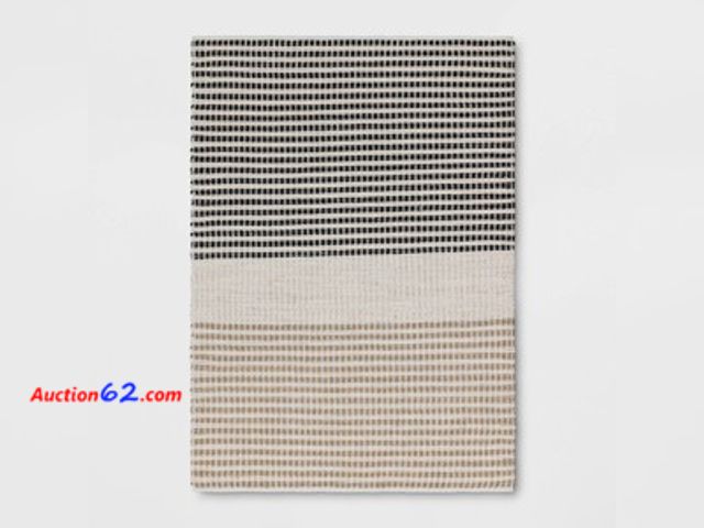 Lot 44-298p - 5'x7' Color Block Braided Outdoor Area Rug Ivory- See Photos E-Commerce Return, A basic inspection has been given to this item. Sold AS-IS.