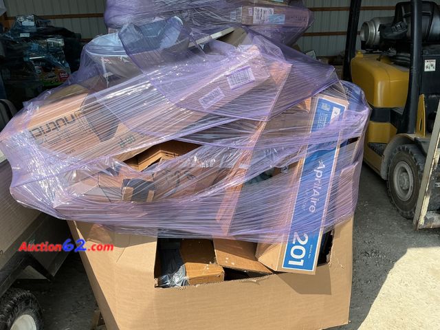Lot 44-265 - Aprilaire 201 Air Filter Replacement Lot Salvage Pallet, contains broken or incomplete items