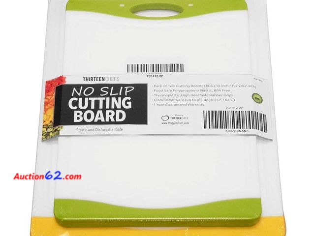Lot 44-6790b - Thirteen Chefs Non-Slip Plastic Cutting Board Set, Large 14x10 and Medium 12x8 Inch Pair Appears New