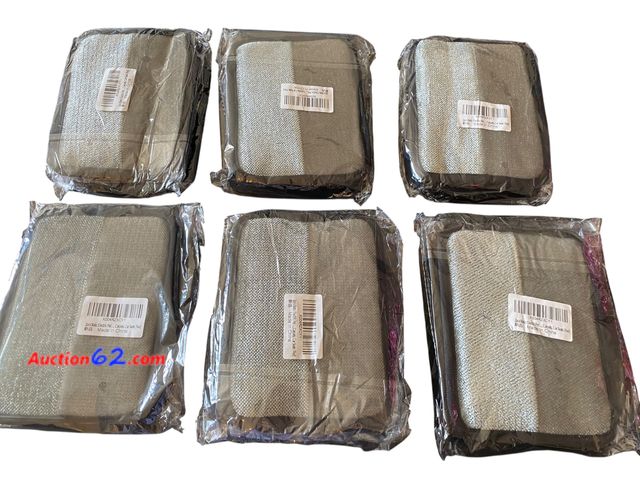 Lot 44-9142j - Lot of (6) 2-packs of Reusable Electrostatic Gloves Pet Hair Removal Easily Clean, for Cat &amp; Dogs Appears New, A basic inspection has be...