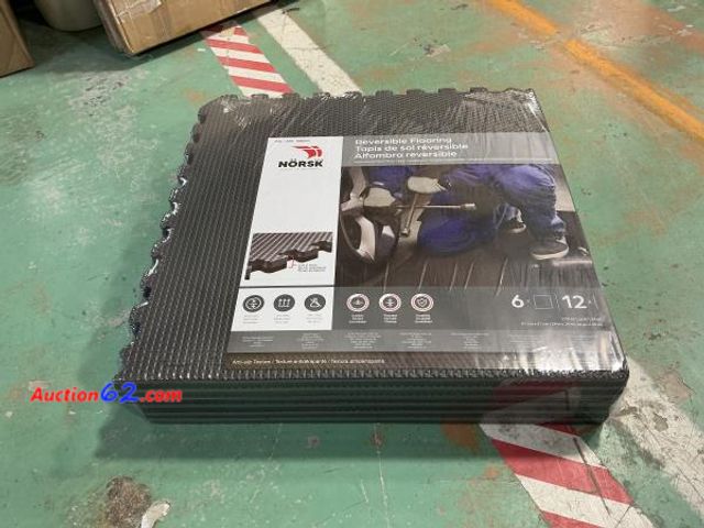 Lot 44-700p - Norsk Reversible Multi-Purpose Flooring 6 Pieces Appears New, A basic inspection has been given to this item. Sold AS-IS. Not Tested