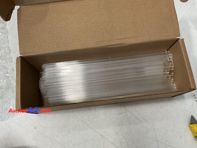Lot 44-2987e - Lot of Clear Plastic Tubes Appears New, A basic inspection has been given to this item. Sold AS-IS. Not Tested See All Photo's