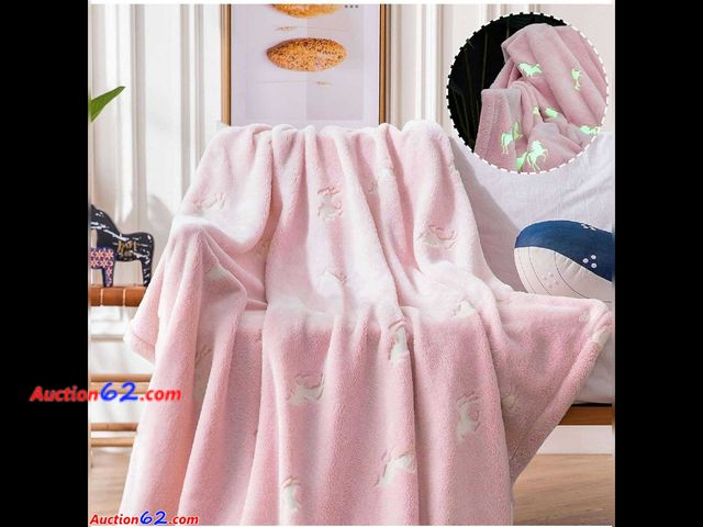 Lot 44-2086m - Glow in Dark Blanket 50x60 Inch. Appears New, A basic inspection has been given to this item. Sold AS-IS. See All Photo's Not Tested