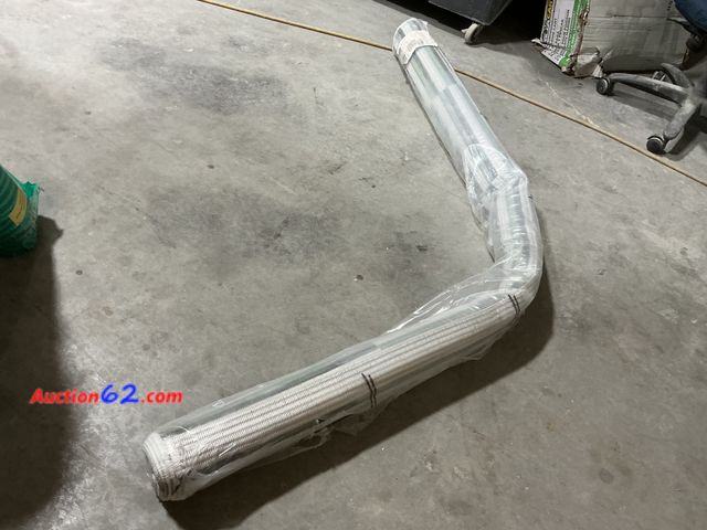 Lot 44-216b - 6’5” X 8’10” Outdoor Green Colorblock Area Rug- Slightly Dirty E-Commerce Return, A basic inspection has been given to this item. Sold AS-IS...