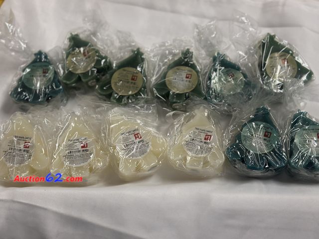 Lot 44-6117f - 2 boxes of 12 Christmas candles approx 3 1/2 inches long each. New pre tagged $1 each. See All Photo's Not Tested Never opened, Factory Seal...