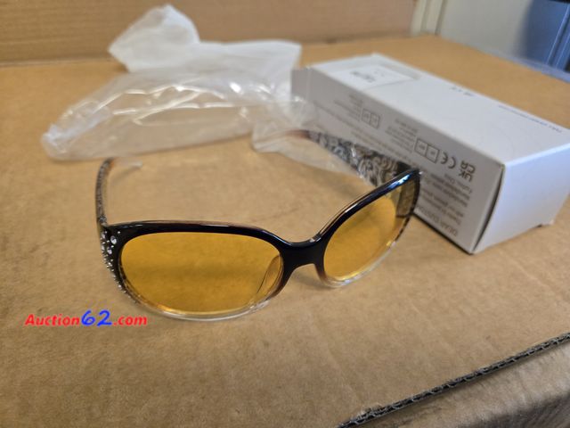 Lot 44-4004g - TJUTR Night Vision Driving Glasses for Men Women, Polarized Anti Glare Yellow Glasses for Driving at Nighttime Full UV400 Protection Appears...